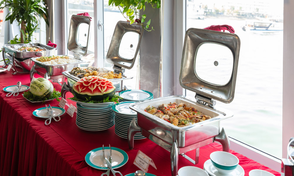 A buffet line on the Sayuri Cruise restaurant.