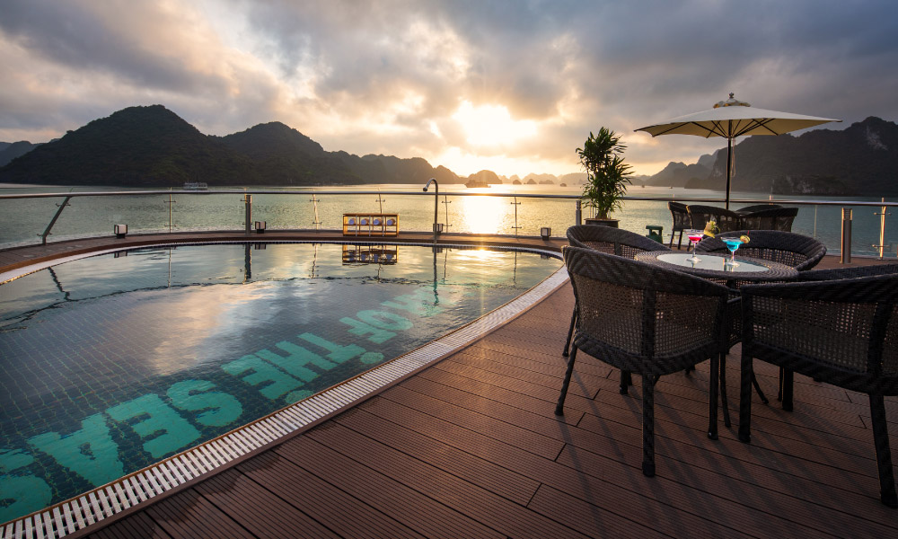 close up of the pool on stellar cruise facing halong bay sunset view