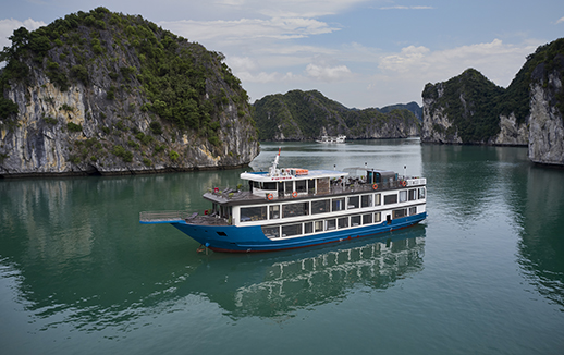 overview of la pandora boutique cruise in halong bay