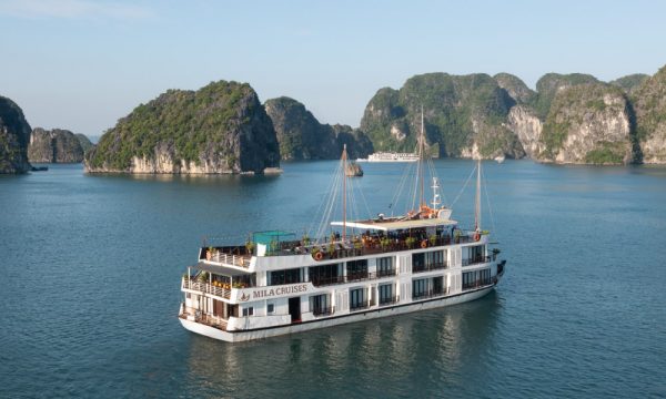 the mila cruise in halong bay