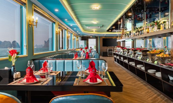 The Amethyst Day cruise in Halong Bay.