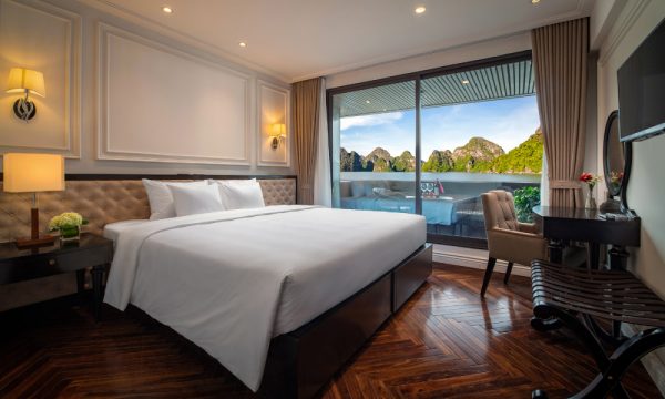 the stellar of the seas cruise in halong bay