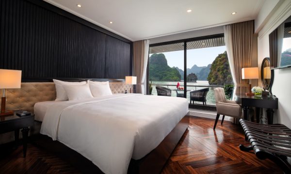 the stellar of the seas cruise in halong bay