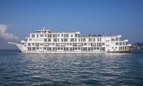 Ambassador 1 overnight cruise in Halong Bay.