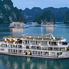 Aqua Elegance Cruise