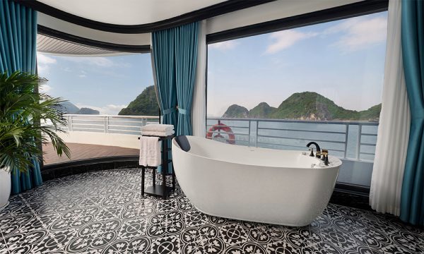 The Catherine Cruise in Halong Bay.