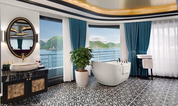 The Catherine Cruise in Halong Bay.