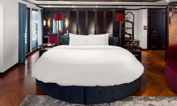 The Catherine Cruise in Halong Bay.