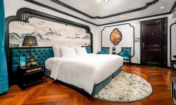 The Catherine Cruise in Halong Bay.