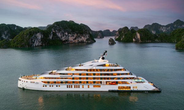 the grand pioneers 1 cruise in halong bay