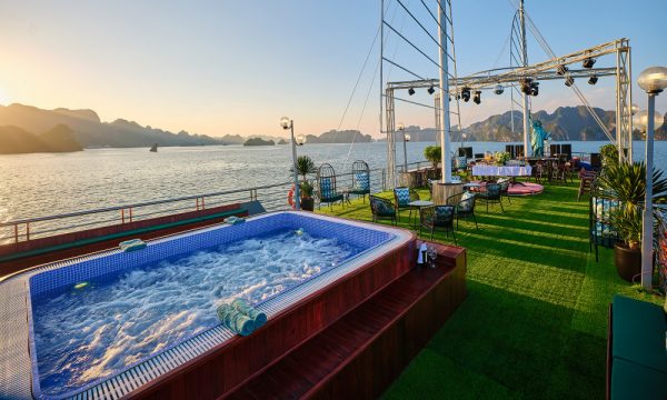 Side view of the sundeck on Sea Lion cruise with a jacuzzi on the left.