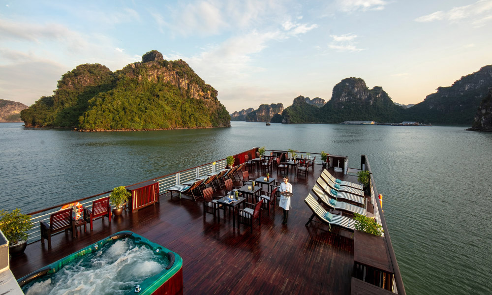 the lily luxury sundeck looking from above