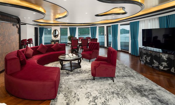 The Catherine Cruise in Halong Bay.