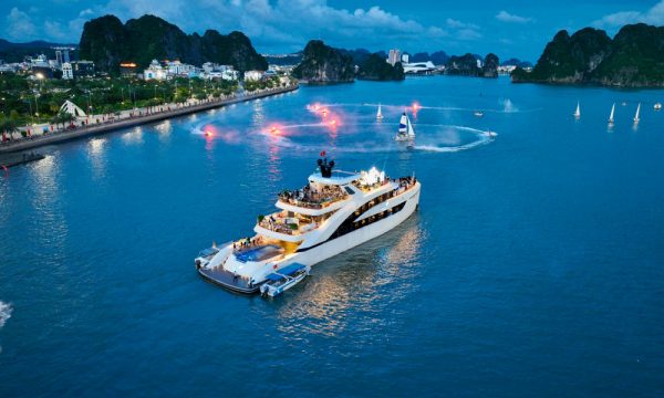 overview of the saquila yacht at night