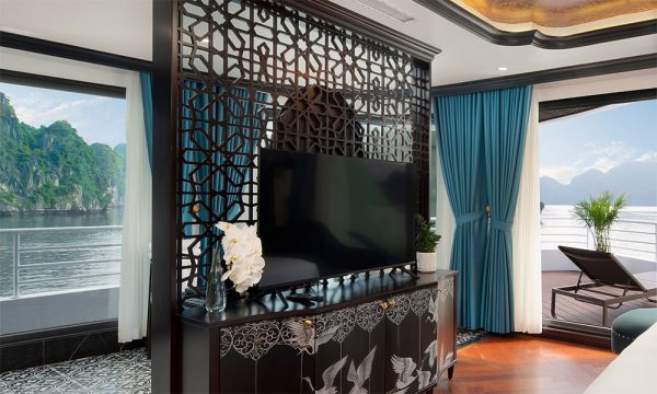 The Catherine Cruise in Halong Bay.