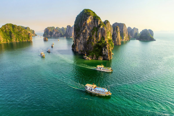 Banner Halong Bay cruises.