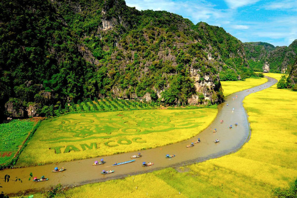 Banner Ninh Binh Tam Coc boat trip.