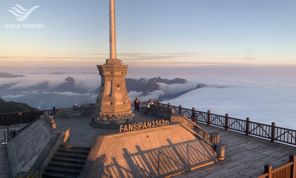 Cloud sea view from Fansipan summit.