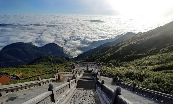 Cloud chasing from the top of Fansipan mountain.