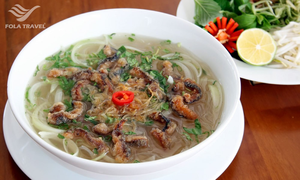 A bowl of eel glass noodles.