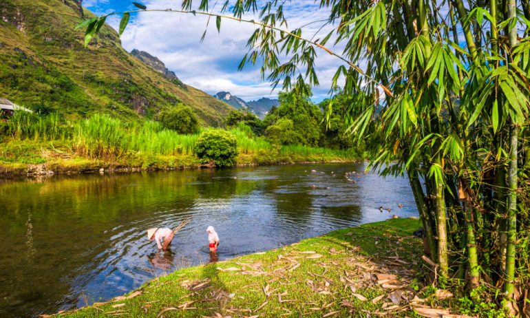 Ha Giang river and mountain view.