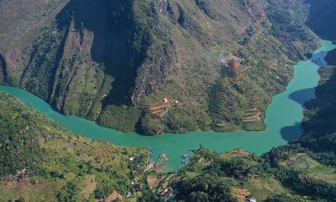 View from above of Nho Que river in Ha Giang.