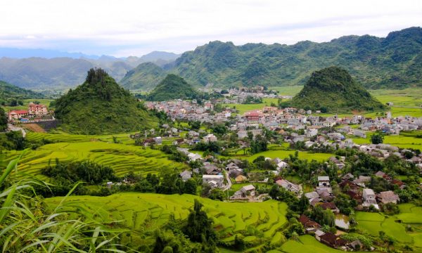 Tam Son village panorama.