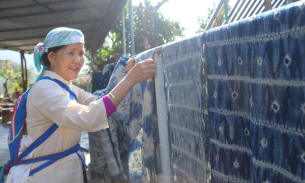 Indigo dying craft of Ban Ho Village.