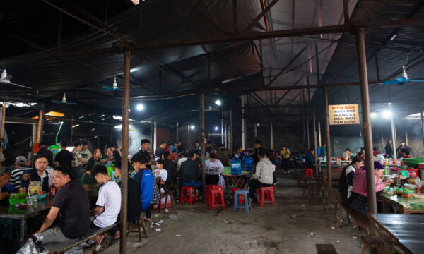 Food stalls in Dong Van market.