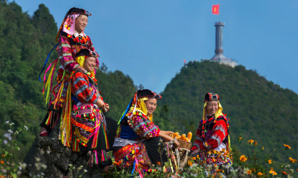 Ethnic locals under Lung Cu Flag Pole.