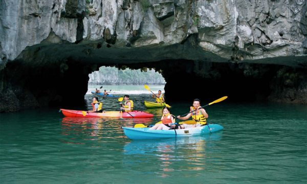 Family enjoy kayaking.