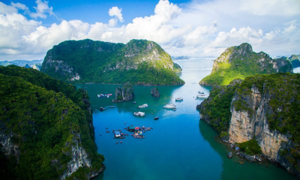 Overview of Bai Tu Long Bay view.