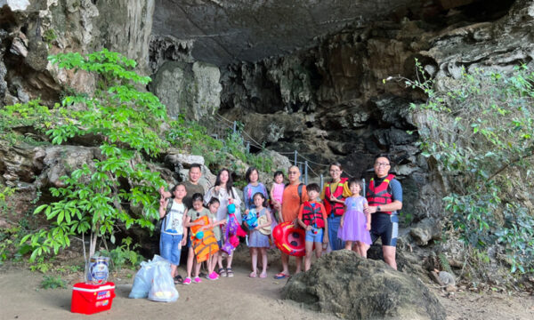 Guests in front of Trong and Trinh Nu Caves.