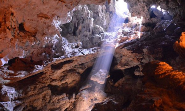 Light shines through Thien Cung Cave.