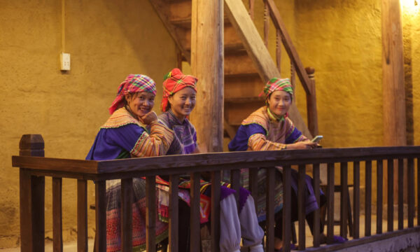 Lo Lo Ethnic people.