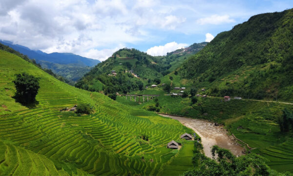 Muong Hoa Stream through Sapa villages.
