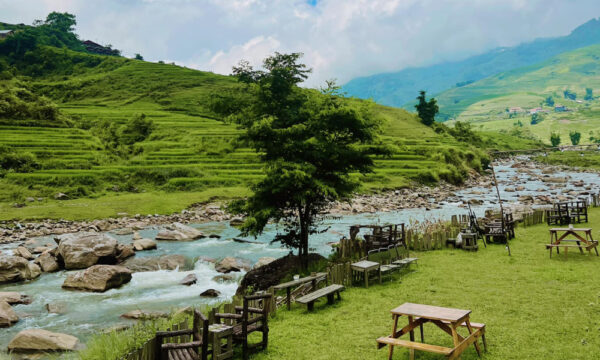 Muong Hoa Stream through Giang Ta Chai Village.