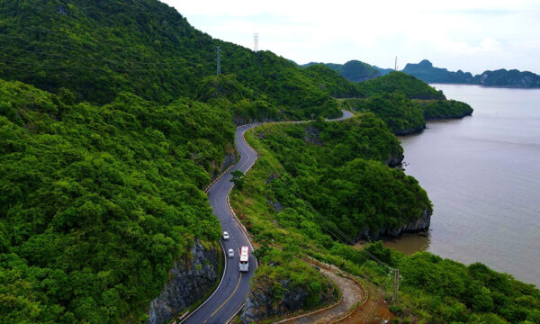 Road through Cat Ba Island.