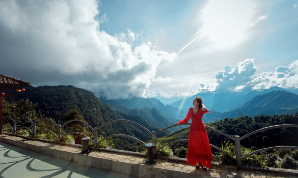 Sapa view from O Quy Ho Pass summit.