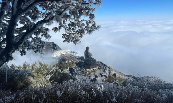 Fansipan summit covered in snow.