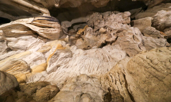 Stalactites inside Trung Trang Cave.
