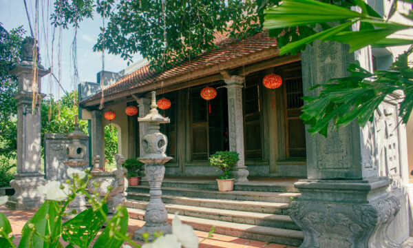 Goi Dai Temple in Thung Nham Eco-tourism Park, Ninh Binh.