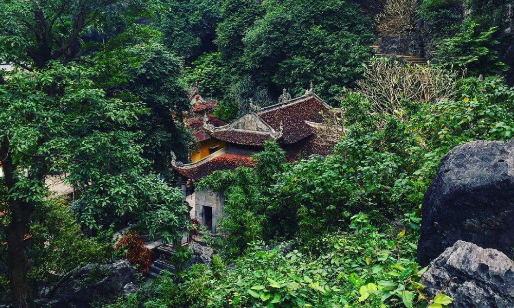 Thuong Pagoda of Bich Dong Complex.