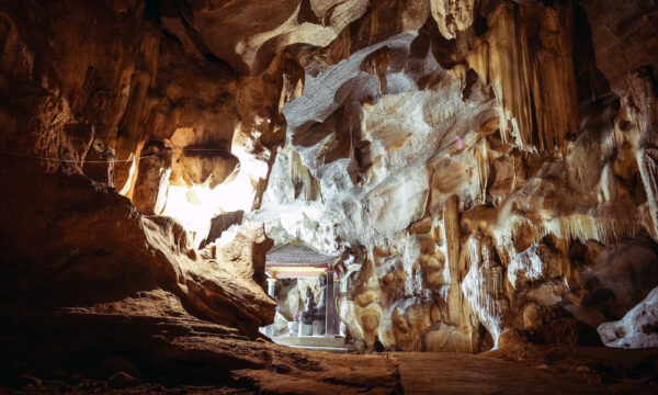 Toi Cave of Bich Dong Pagoda.