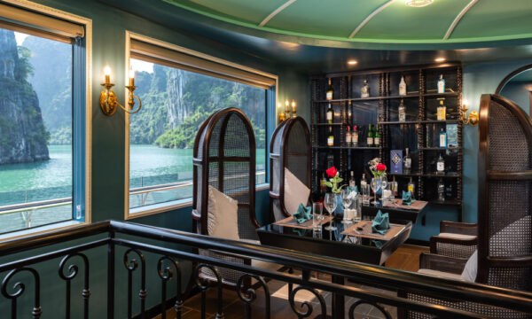 Sunlight Grand Day Cruise sailing in the bay.