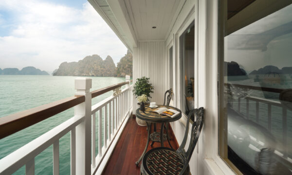 Signature Royal Cruise.