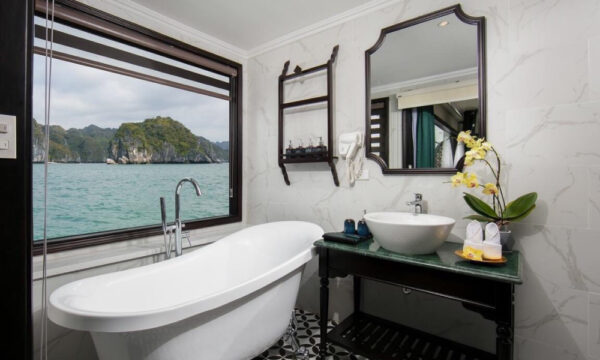 Genesis Regal Cruise.