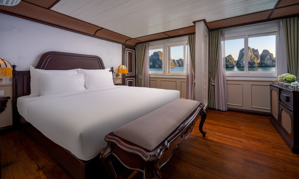 Signature Royal junior room.