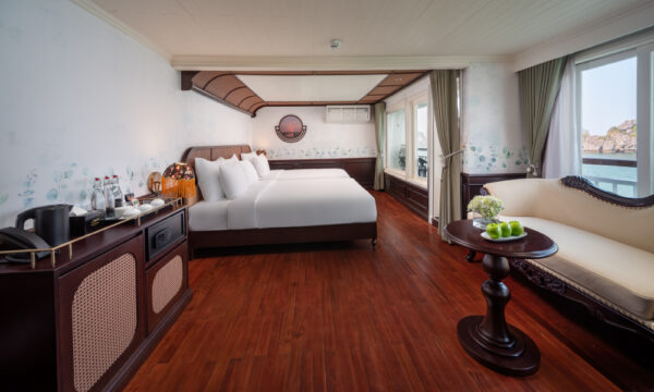 Signature Royal Cruise.