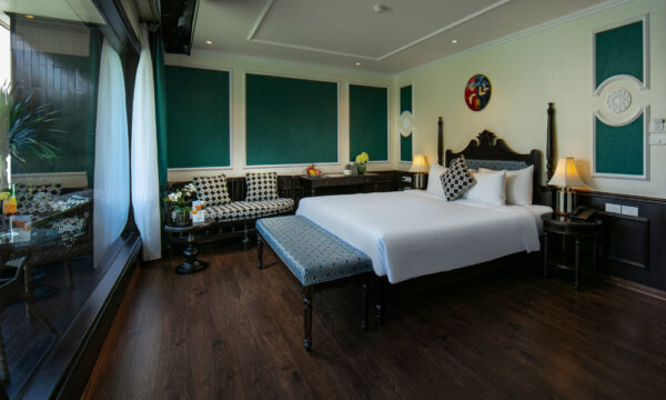 Genesis Regal Cruise.